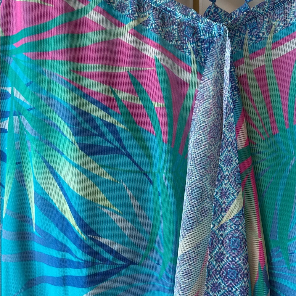 18W Beach House Tropical Blue and Pink Swim Top Tankini handkerchief hem - Picture 3 of 5